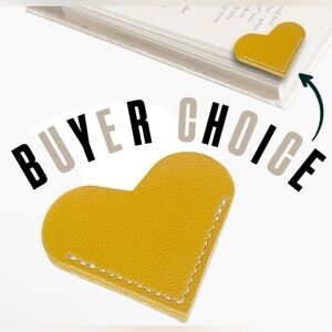 Heart-Shaped Leather Bookmark (Black)